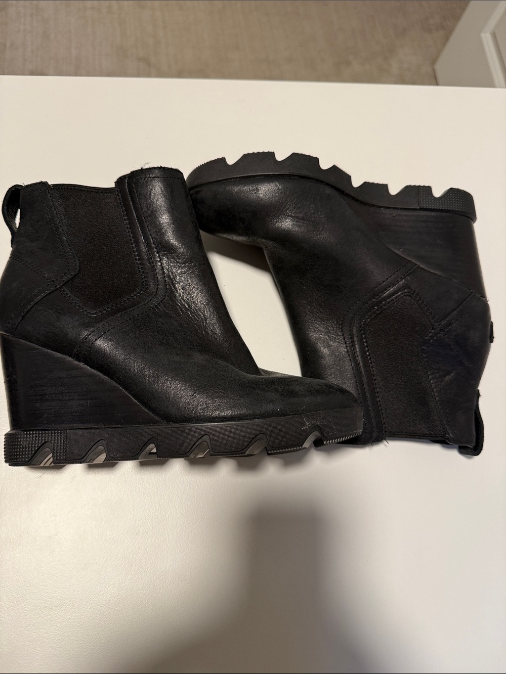 Sorel Joan of Arctic Black Wedge Chelsea Bootie sz 7 - Picture 2 of 6